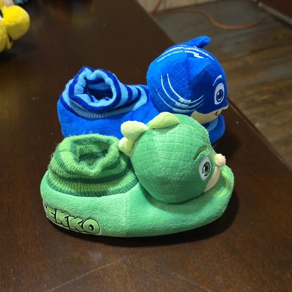 PJ Masks‎ Slippers size 9/10